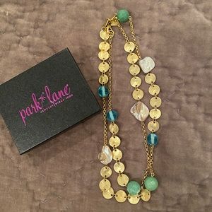 Statement necklace